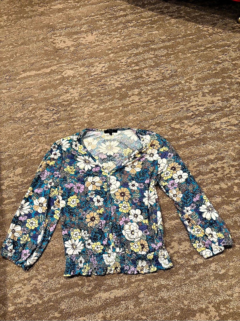 ECLAIR Floral Long Sleeve Blouse in Blue Size Medium